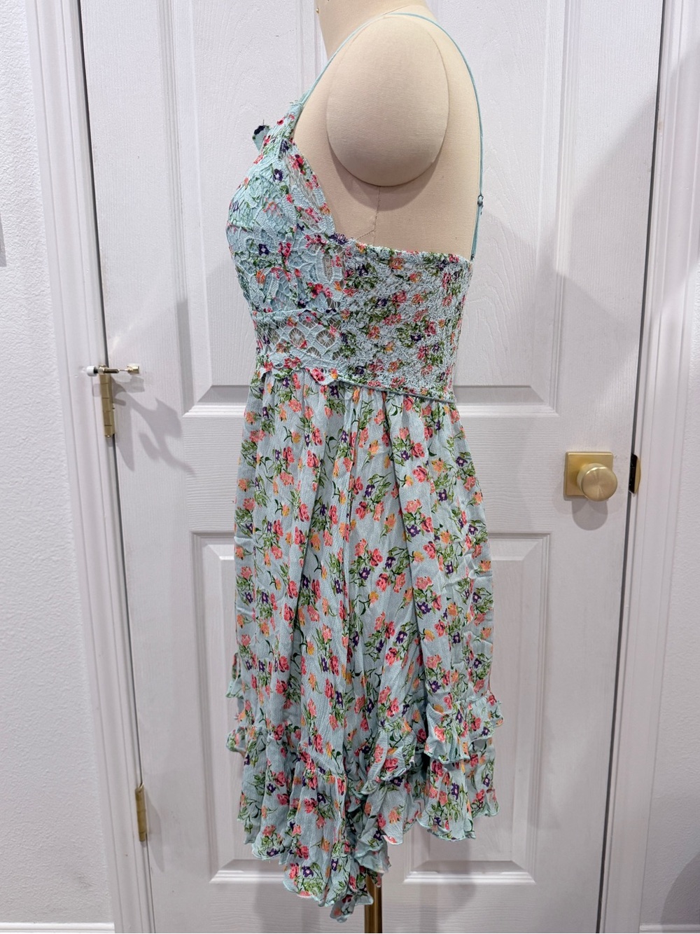BNWOT Free People Pale Blue Floral Lace-Trim Asymmetrical Cross Back Dress - XL - Picture 6 of 15